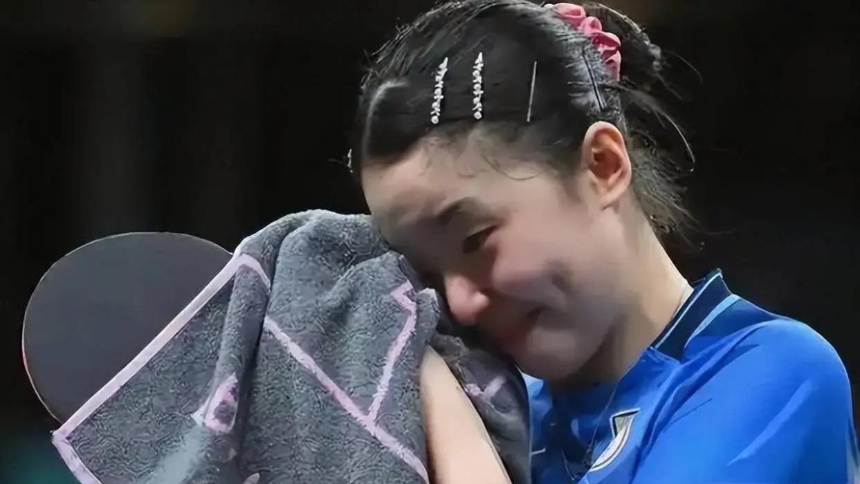 退出日本队？张本美和或重罚，原因曝光，谁注意张本爸爸举动