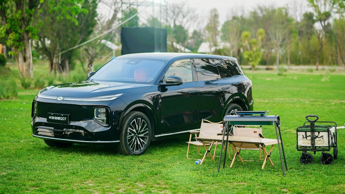 大国重器杀入市场？宋PLUS的预算买唐DM-i，上市7天订单破3万！