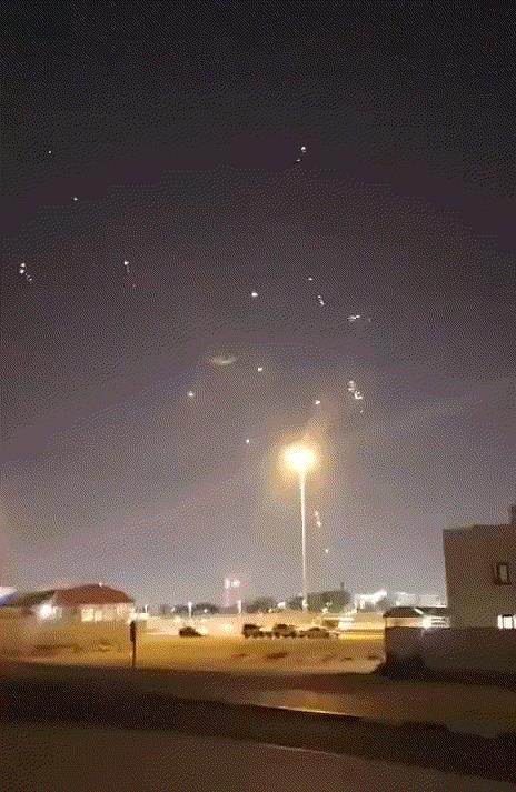 伊朗杀疯了！弹道导弹射向卡塔尔美军基地，周边多国拉响警报
当地时间23日晚间，伊