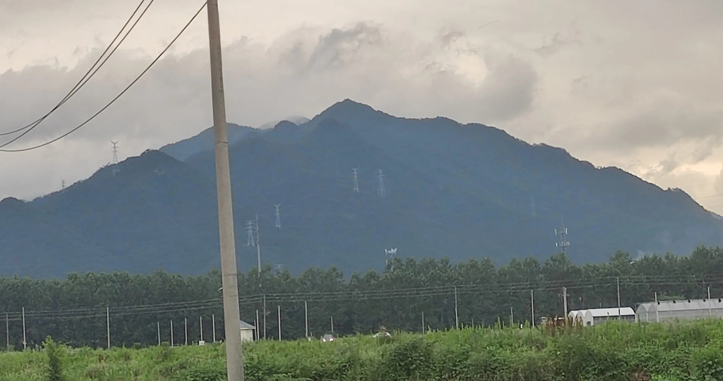 美国急求稀土，我们能搭售钢铁











---









