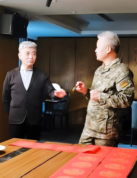 我的天啊，周炜咋老成这样啦？！

近期，相声泰斗姜昆高徒、原火箭军文工团团长、知