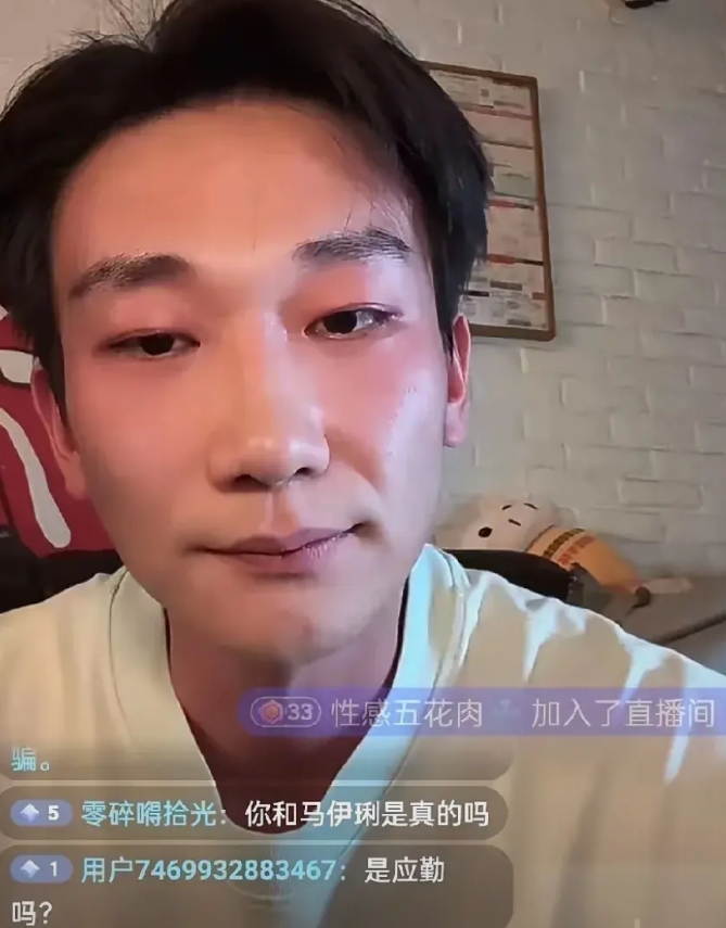 先不谈人品，光谈长相，马伊琍后来这个男友和前夫文章差的不是一星半点，而是一大截！