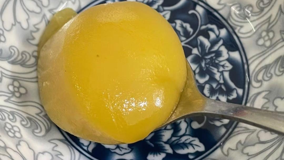 云南家养冬蜜采收正当时 色泽润亮彰显高品质