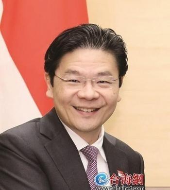 新加坡总理黄循财近日接受《华尔街日报》专访时警告称，特朗普政府上任后，国际社会将