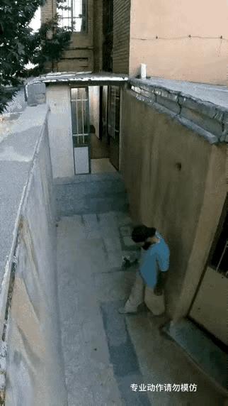 确认不是倒放……牛人一个