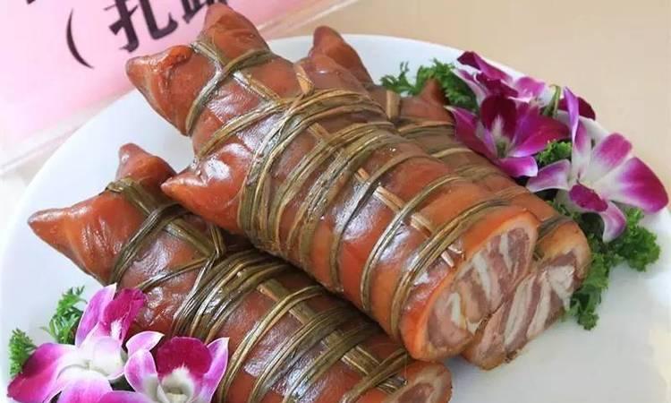 广东省佛山市十大名菜
（仅供阅读交流，不作权威排行）
一、佛山扎蹄
二、顺德烤乳