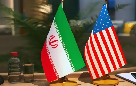 伊朗伊斯兰革命卫队称， 美国必须等待严厉的惩罚， 将打击美国在中东地区的所有利益！