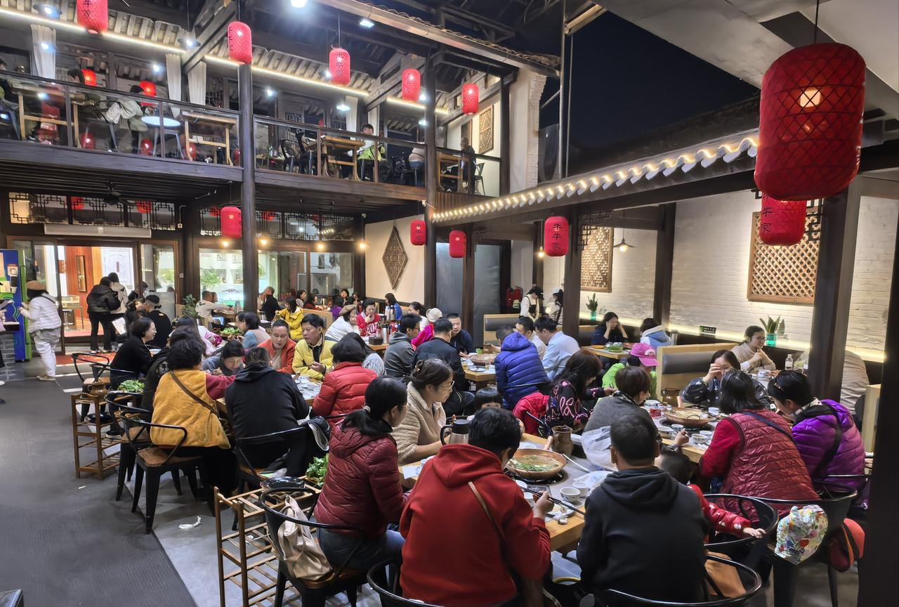 马上就要国庆了，我想再跟各位条友说一说这个高德扫街榜，因为我觉得有用！
自从9月
