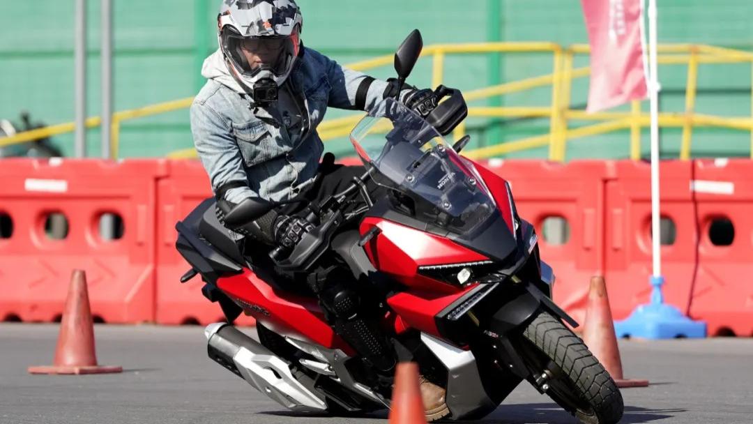 敢卖2万的150cc踏板不简单！试驾体验新大洲本田全新跨界踏板NS150XC