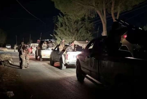 10万阿拉伯民兵连夜南下，继续从大马士革攻击前进，攻打苏伟达省德露兹武装。沿途阿