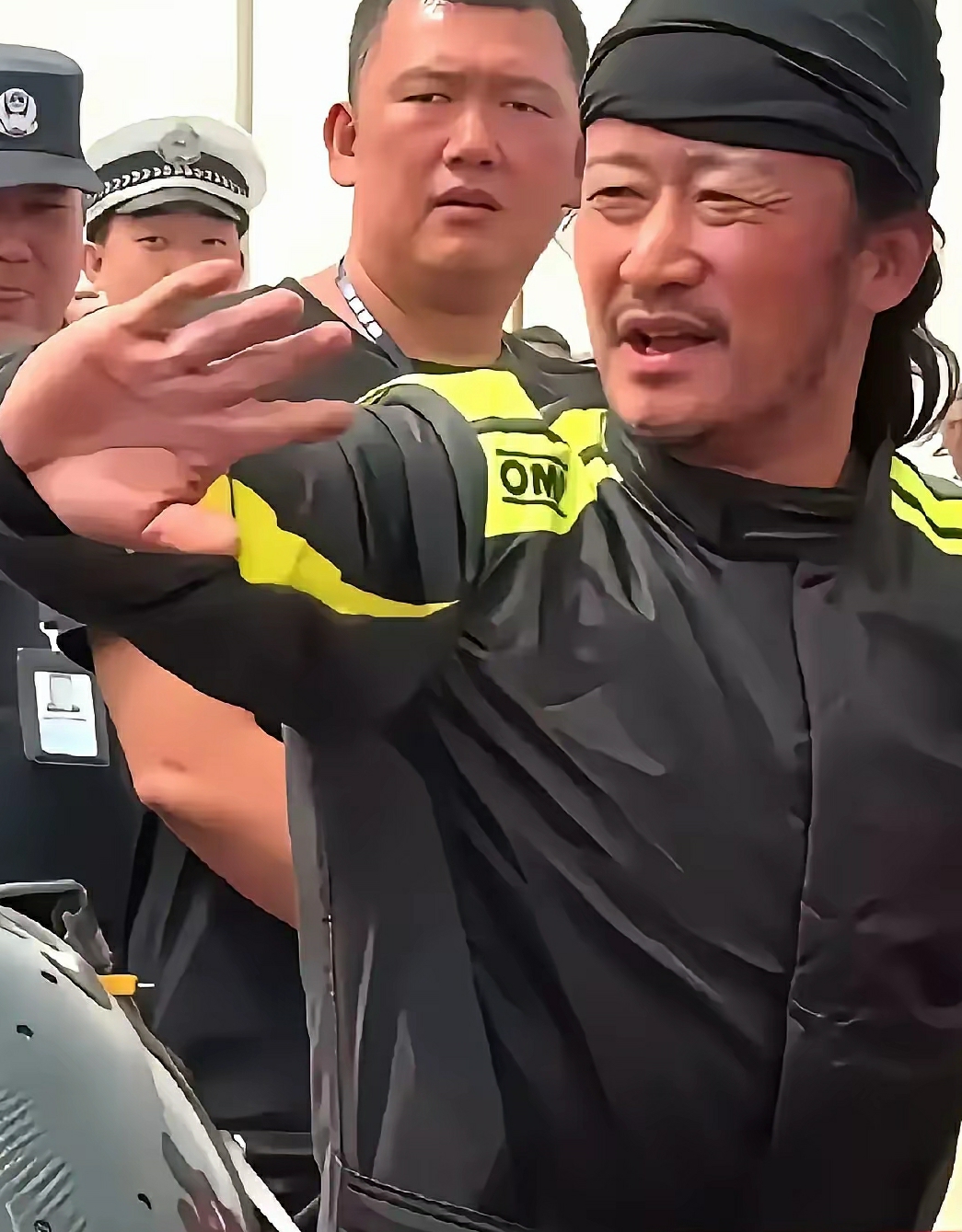 这个是不是太显眼了