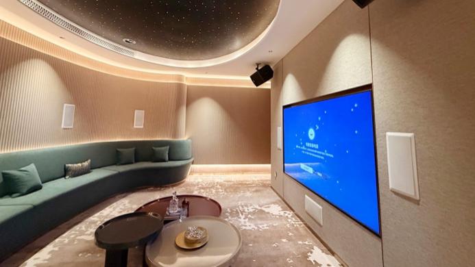 浸式影音&K歌双重享受，打造专属私享家庭影院KTV多功能影音空间