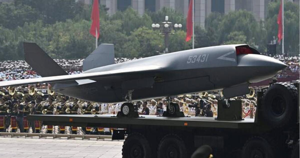 【看完中国阅兵，美媒惊呼：有2架无人机，美军都未研发成功】
9月3日中国阅兵令外
