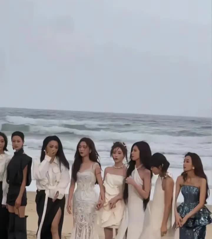 浪姐6背后的事情我专门去查了一下
不挖不知道，一挖吓一跳
万万没想到，没想到
