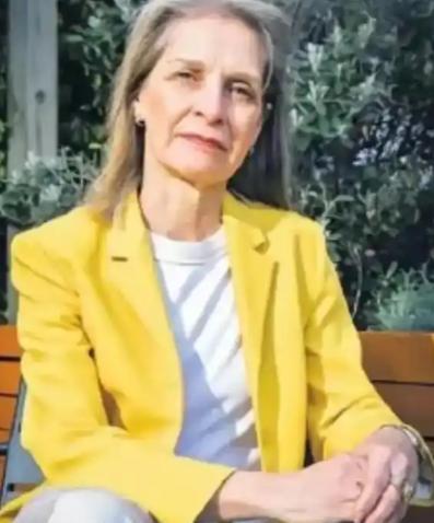 [兔子]香港这次做的好，真是太霸气了！上周四，65岁的英国女议员霍布豪斯跑到香港