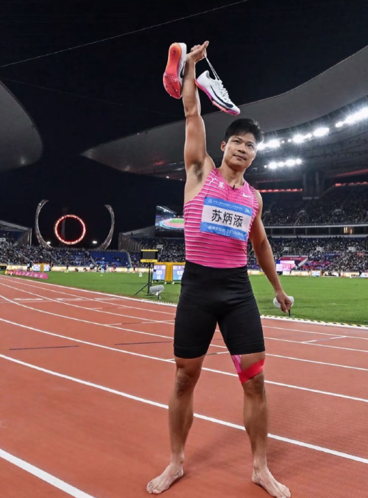 苏神退役了！但那些刻在记忆里的瞬间永远鲜活！三届奥运、六届世锦赛，13次跑进10