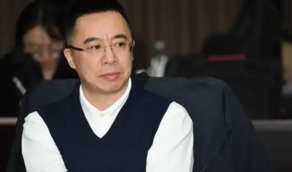 震惊，58岁的知名电影人、北京文化董事长宋歌被判刑，没想到昔日清华EMBA毕业的