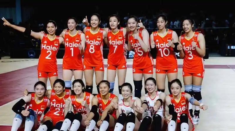 【以下有关体育难度等级】
1，丁俊晖拿下斯诺克世锦赛冠军～S
2，郑钦文拿下大满