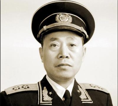 1967年，开国中将陶勇被人发现死在一口井中，案件发生后，陶勇身边人都感到无比震