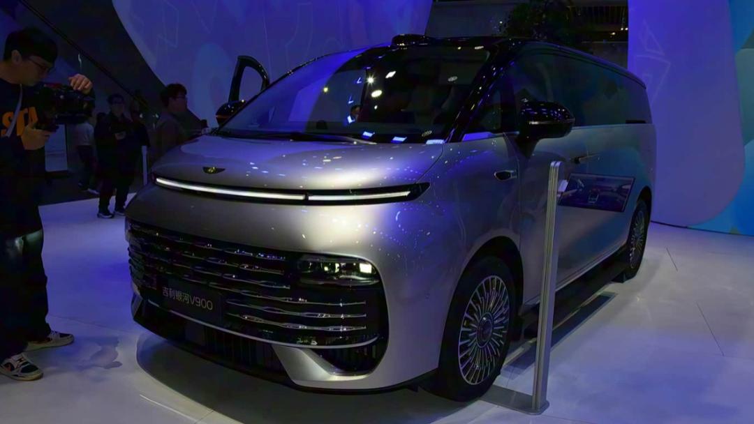 全场景覆盖的实力，吉利银河V900预售