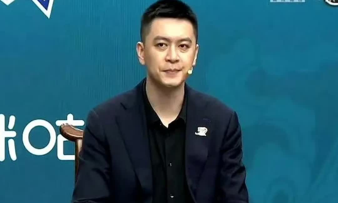 广厦和北京这比赛，看得人真是一言难尽。
两队核心球员的表现，直接决定了比赛的走