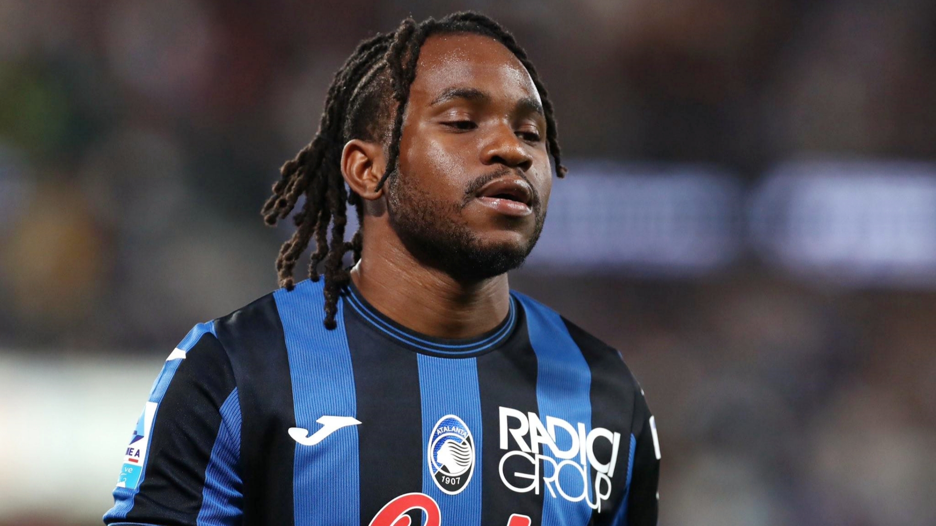 意媒报道，国米已经通知了亚特兰大不再追求卢克曼，谈判已结束。
国米改变了转会策略