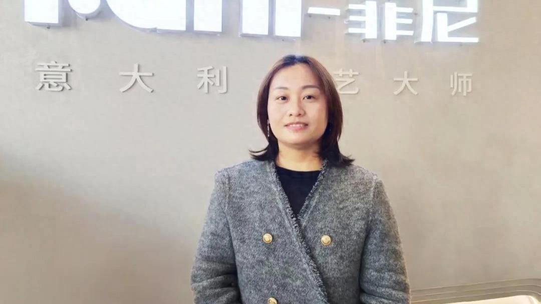 江南商贸城徐萍：“逆势”投资创业，专营菲尼艺术涂料超预期