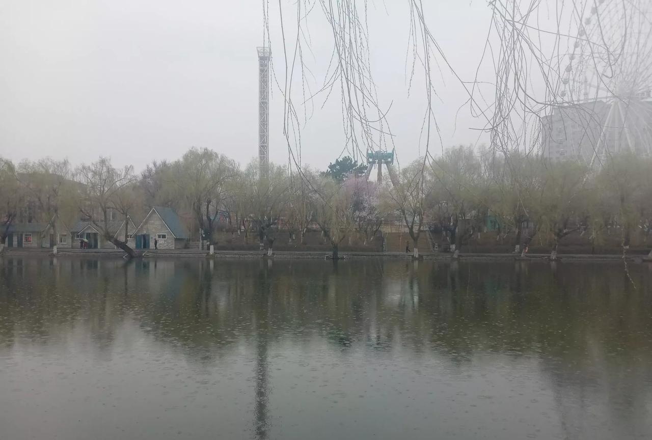 [为期五天的长春航空展刚刚结束，长春的天气就彻底变天了，不得不说大美长春是真有福