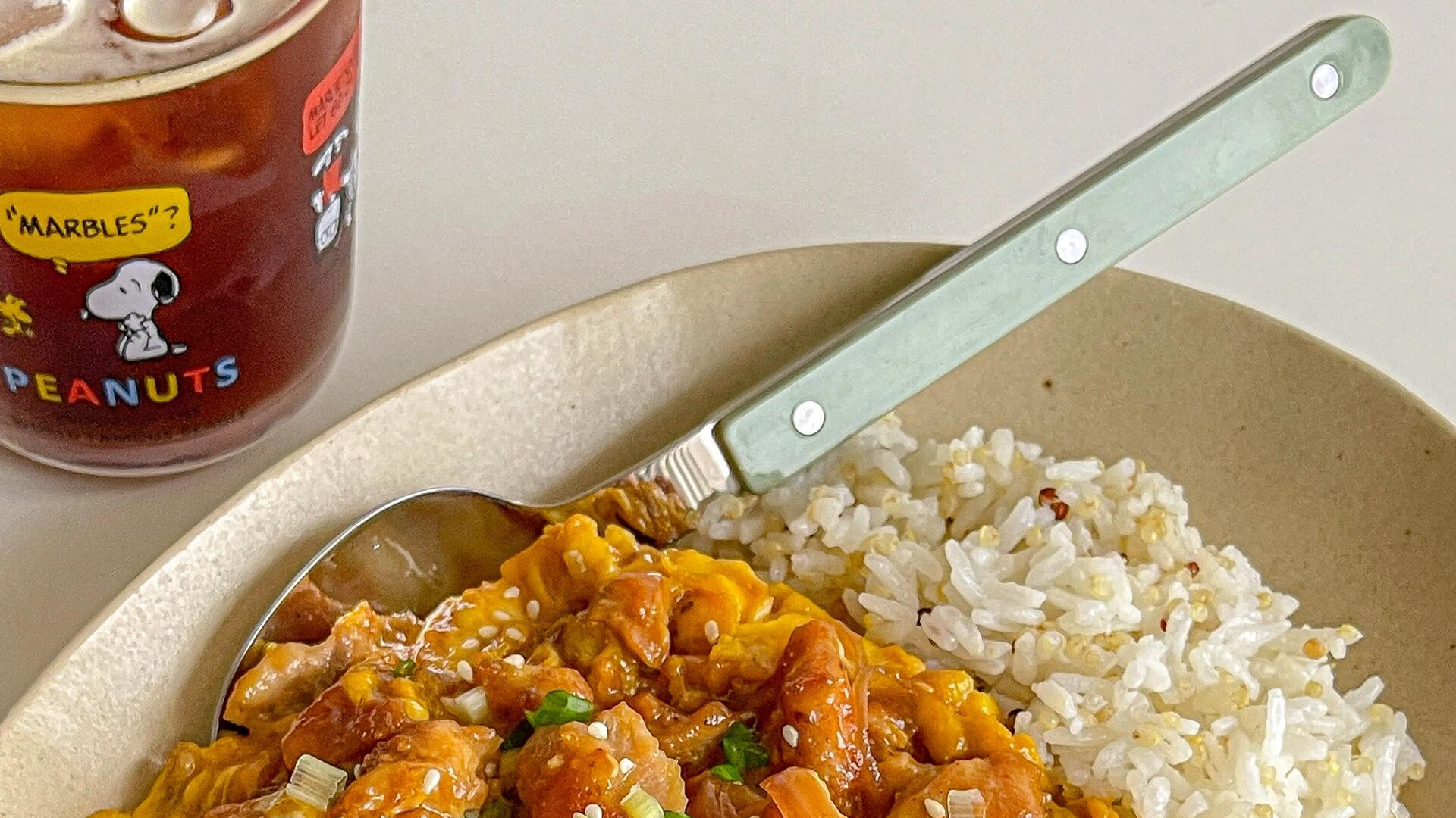 救命！这碗鸡腿滑蛋盖饭，我连吃7天都不腻！