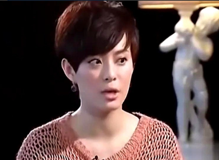 演员孙俪说“我和陈建斌拍完第一场戏以后，他就问了我一句话，让我郁闷了好几天，他就
