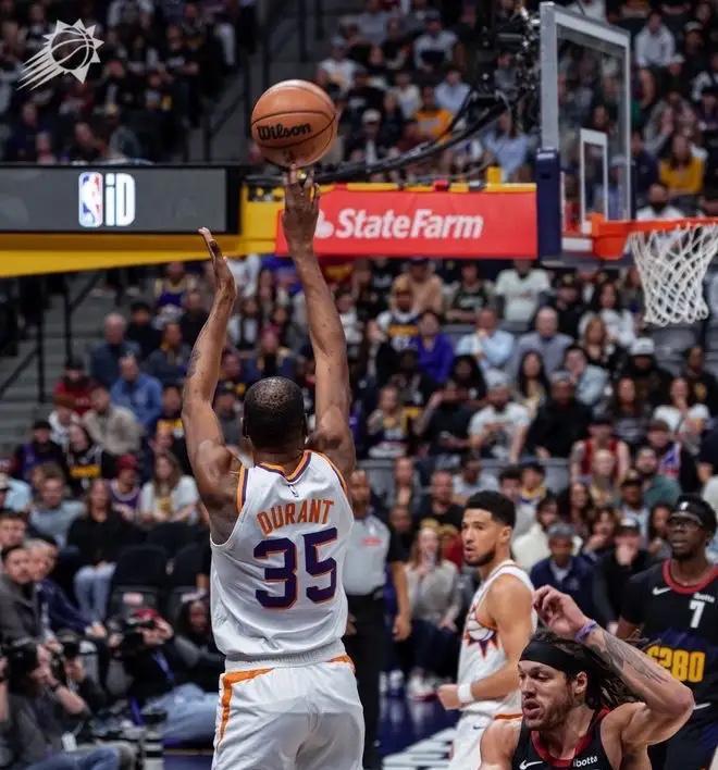 关于CBA和NBA哪个对抗更激烈，其实真的没有争议。
就算你是杜兰特，来CBA，