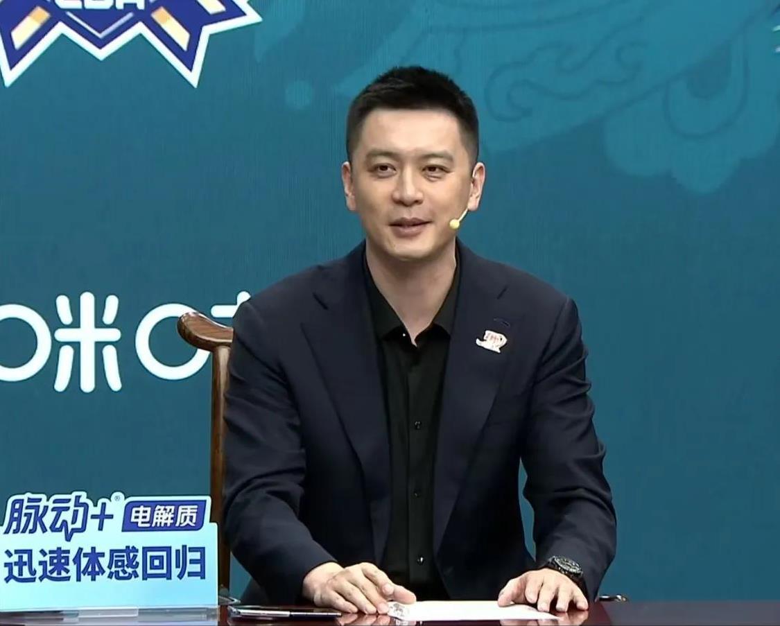最受不了有些球迷，说话总是反反复复，常规赛，很多人都说辽宁能打进四强就知足了，可