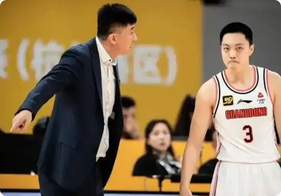 广东宏远115:92大胜上海，竟然看清三个现实

1、有洛夫顿的上海，天赋比宏远