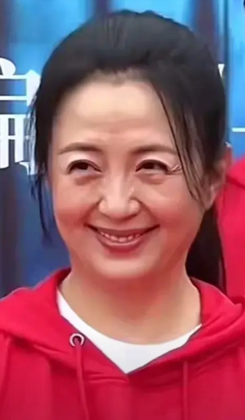 为什么演员也老得这么快呢？

她们不是都很有钱吗？

她们不是都做各种美容吗？