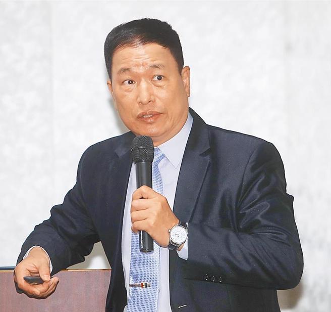 【张延廷：台军招募标准世界最低，仍无法满员】
台湾地区领导人赖清德1日晚上展开所
