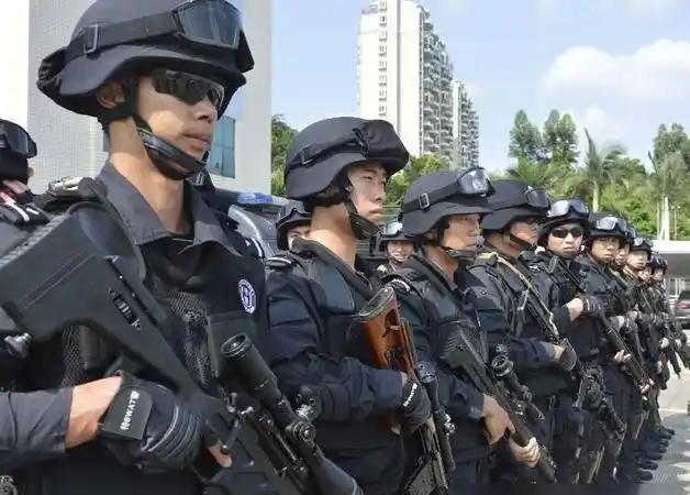 为什么中国一定要禁枪？如果像美国一样不禁枪，会发生什么乱子？都说以前的中国是不禁