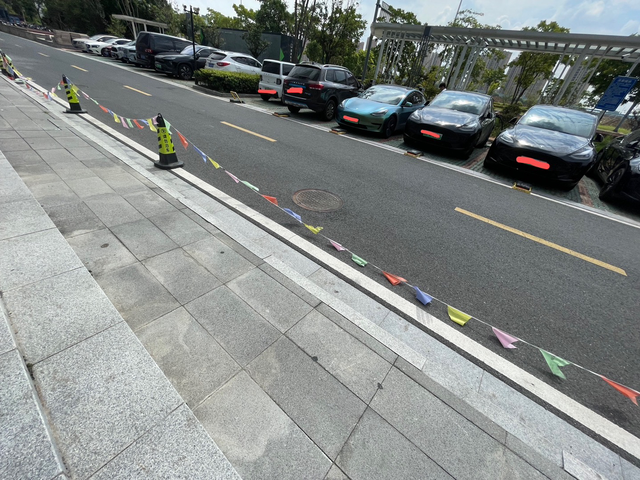 标y应该也会跟进
长y和yp都降了，估计过几天标y也会再降。虽然我才提两个多月，