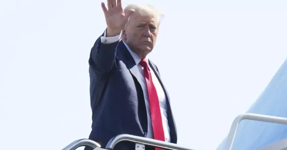 特朗普正在对俄失去耐心
       7月28日，正在英国苏格兰进行访问的特朗普