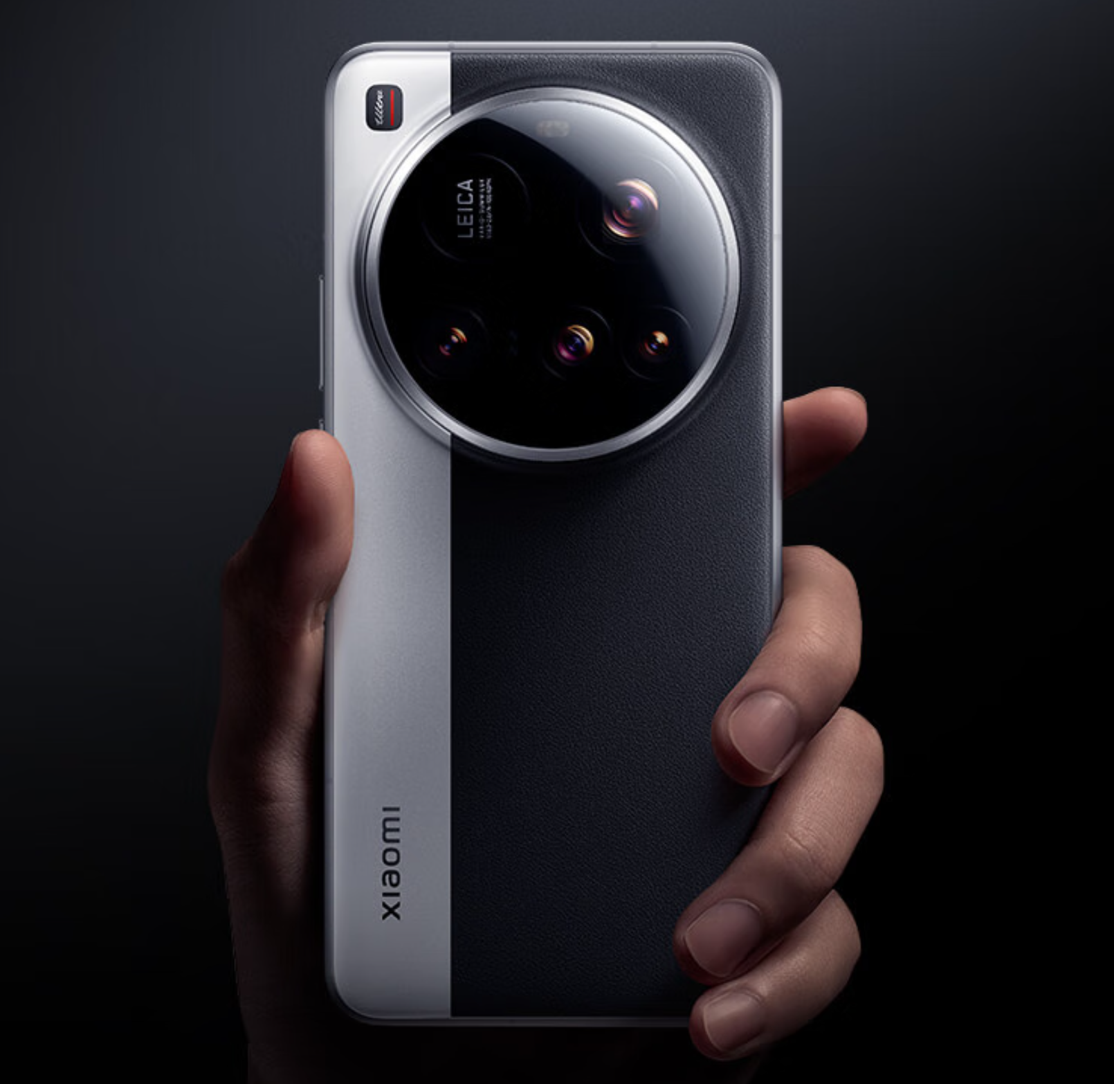 小米15 Ultra现在四千五就能买到手，有小伙伴问值不值。

答案是当然值啦，