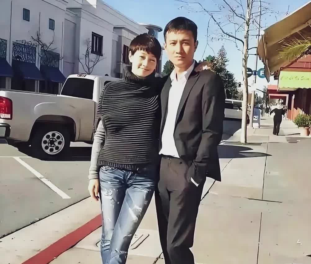 多好的一对儿啊。就莫名其妙的被拆散了。文章付出了很多。原来只以为是个小孩子，没想