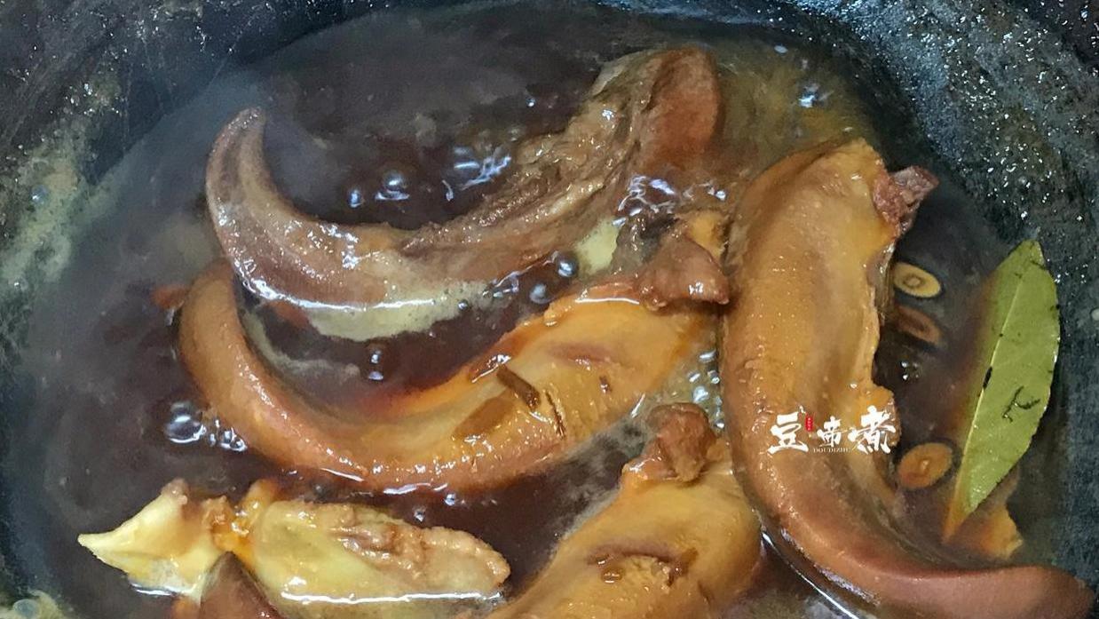 Q弹可口的猪舌，为何这个夏天里行人如此着迷？