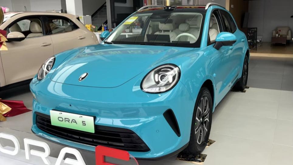 欧拉首款SUV来了！欧拉5到店，神似保时捷，轴距2米72带激光雷达