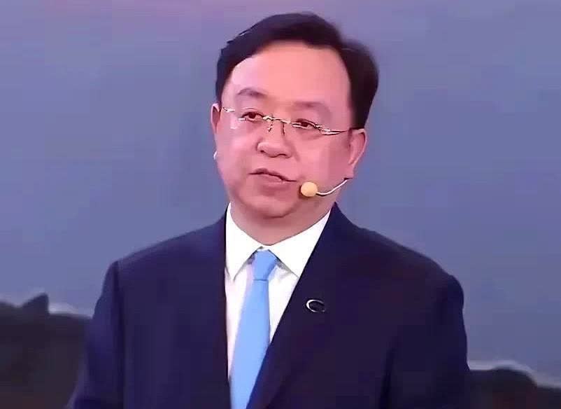 雷军的造车梦碎了一地？昨夜资本市场用1200亿蒸发量给小米上了堂天价课！
当所
