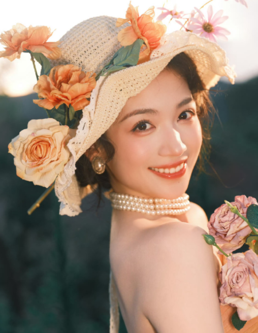 代露娃的油画少女妆造，真的好好看！