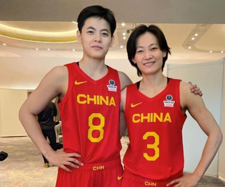 杨舒予说姐姐是最重要的人，杨舒予说姐姐杨力维是最重要的人！无论在俱乐部和国家队，