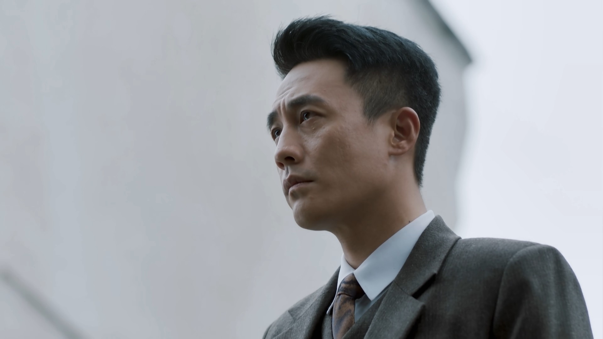 电视剧《隐峰》第13集，情义两难法外仁