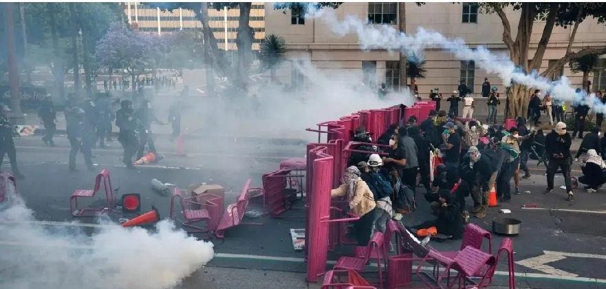 非法移民为何宁死不归











我的天，真不敢相信！那些洛杉矶的非法