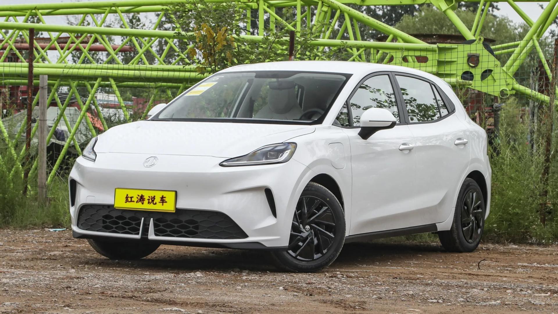 全新名爵MG4入门版，外观很漂亮，售6.88万元/补贴价6.58万元