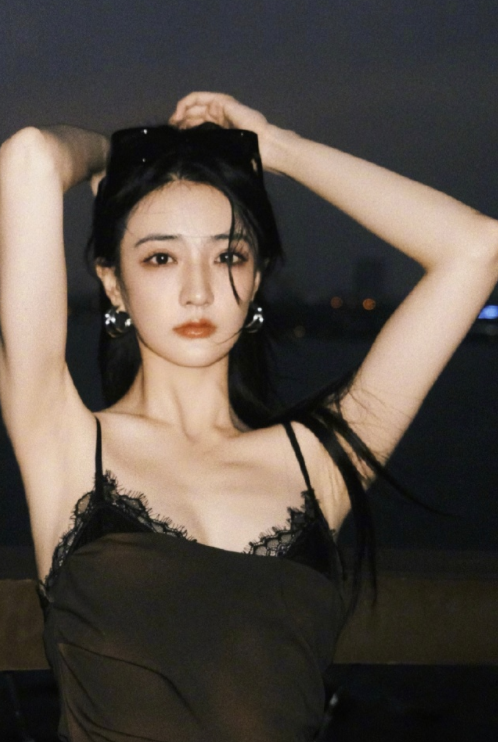 徐璐的私服照，妆容和状态是不是超可以的！