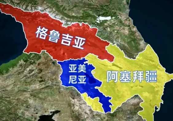 很多人认为伊斯兰世界世俗化程度最高的是土耳其，其实不是，而是阿塞拜疆。
在阿塞拜